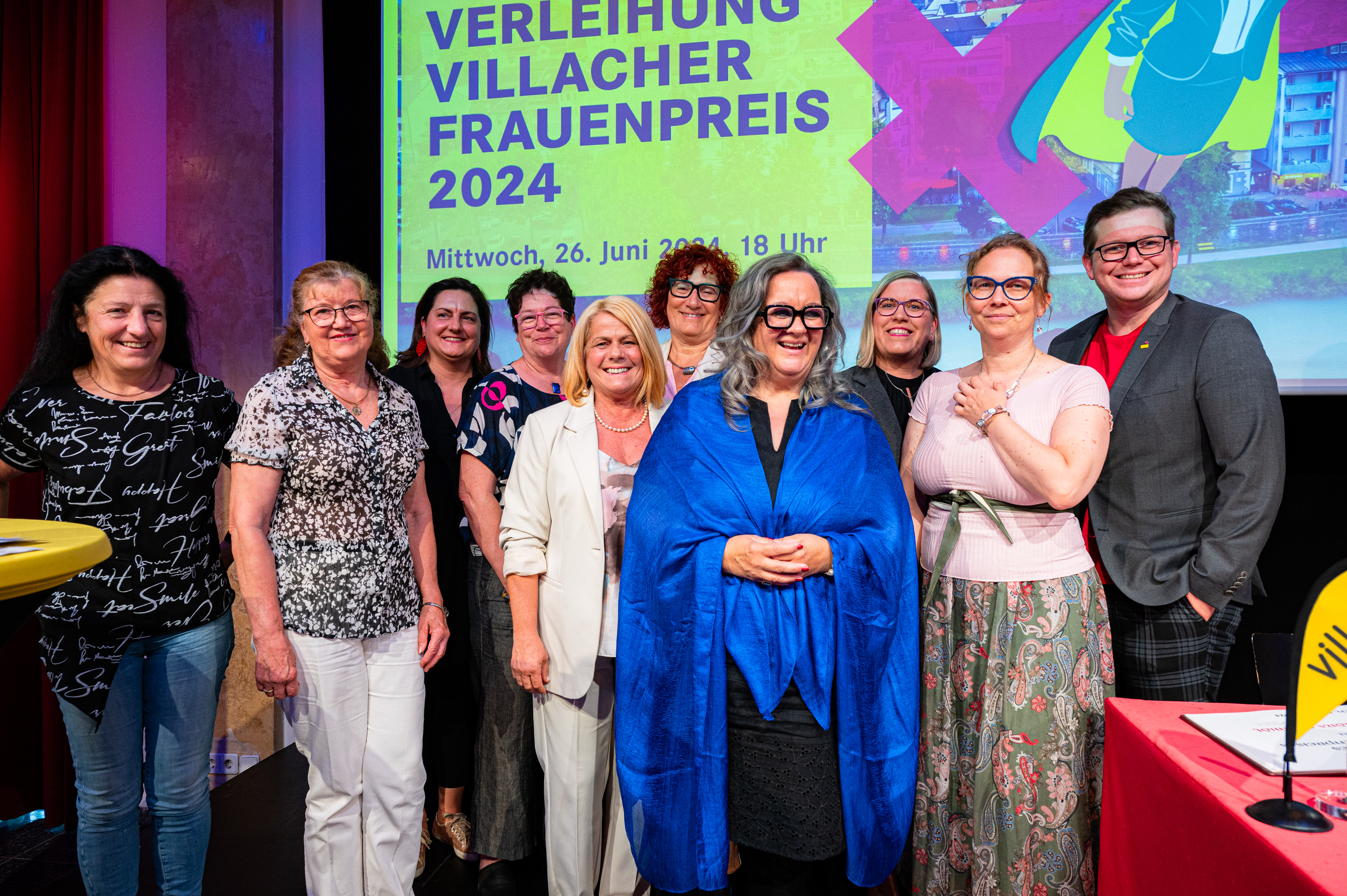 Auch die anwesenden Mitglieder des  Villacher Gemeinderates gratulierten Alexandra Schmidt. 
