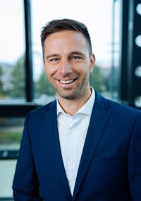 Valon Knushi
