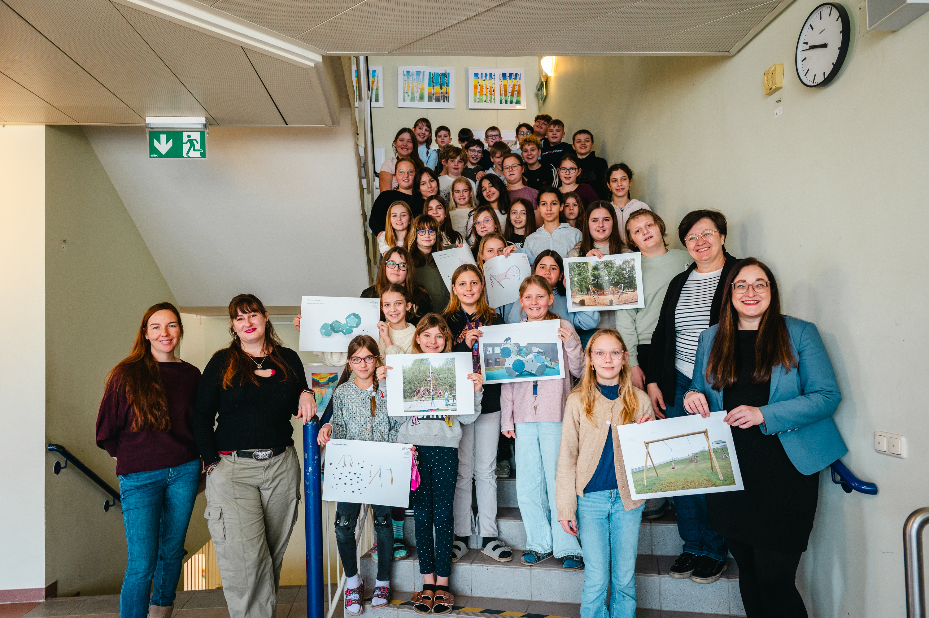 Kinder gestalten Spielplätze mit