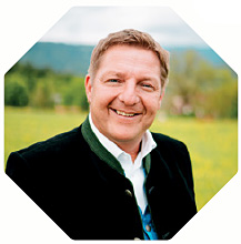Bürgermeiser Günther Albel
