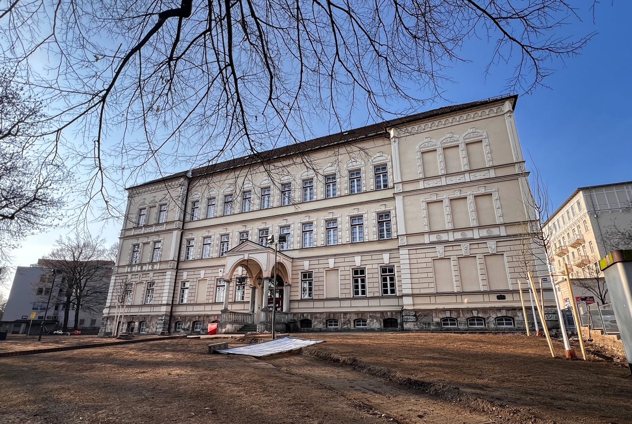 Caritas statt Volksschule: Neue Nutzung für die einstige Khevenhüllerschule