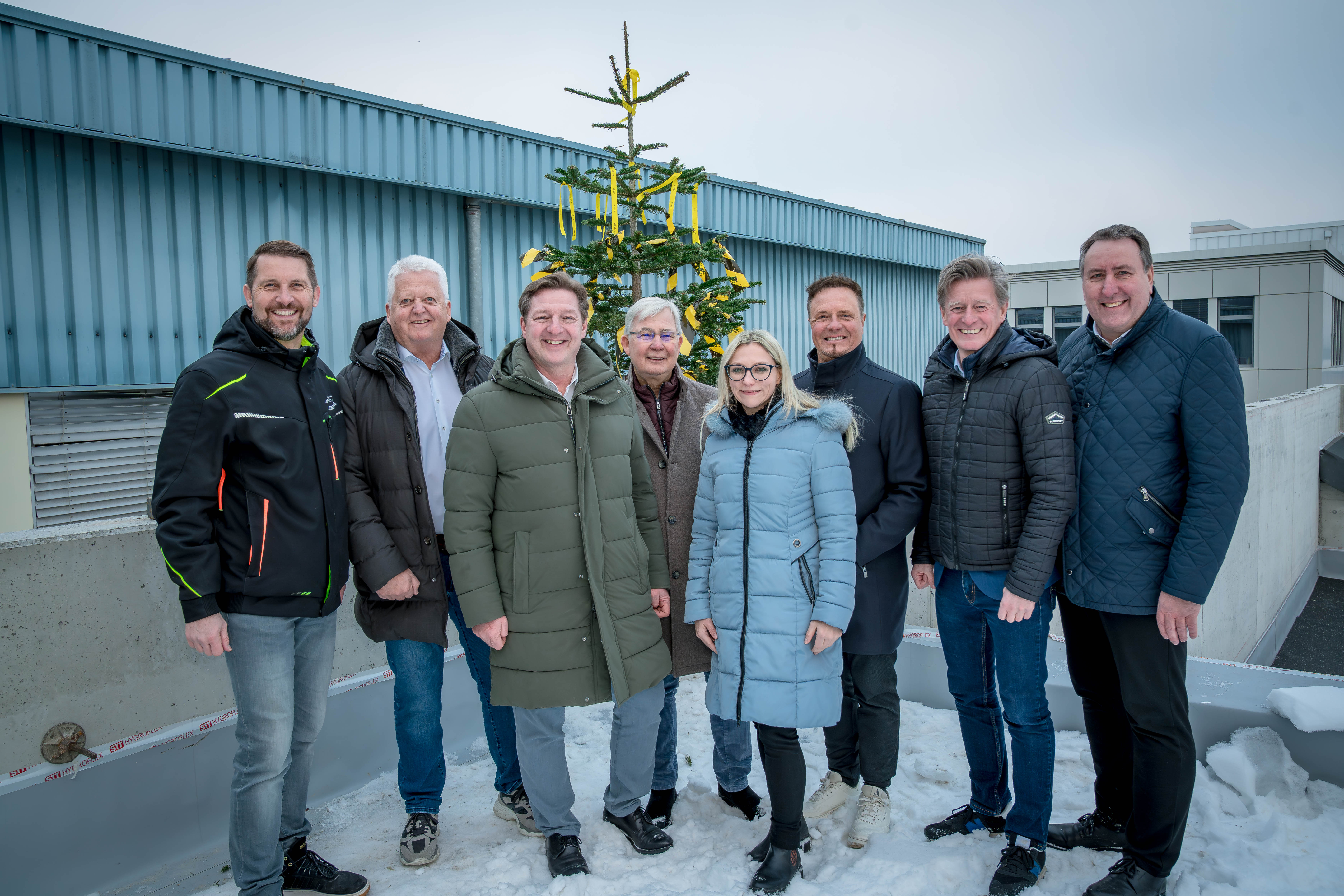 Gleichenfeier bei der zweiten Eishalle