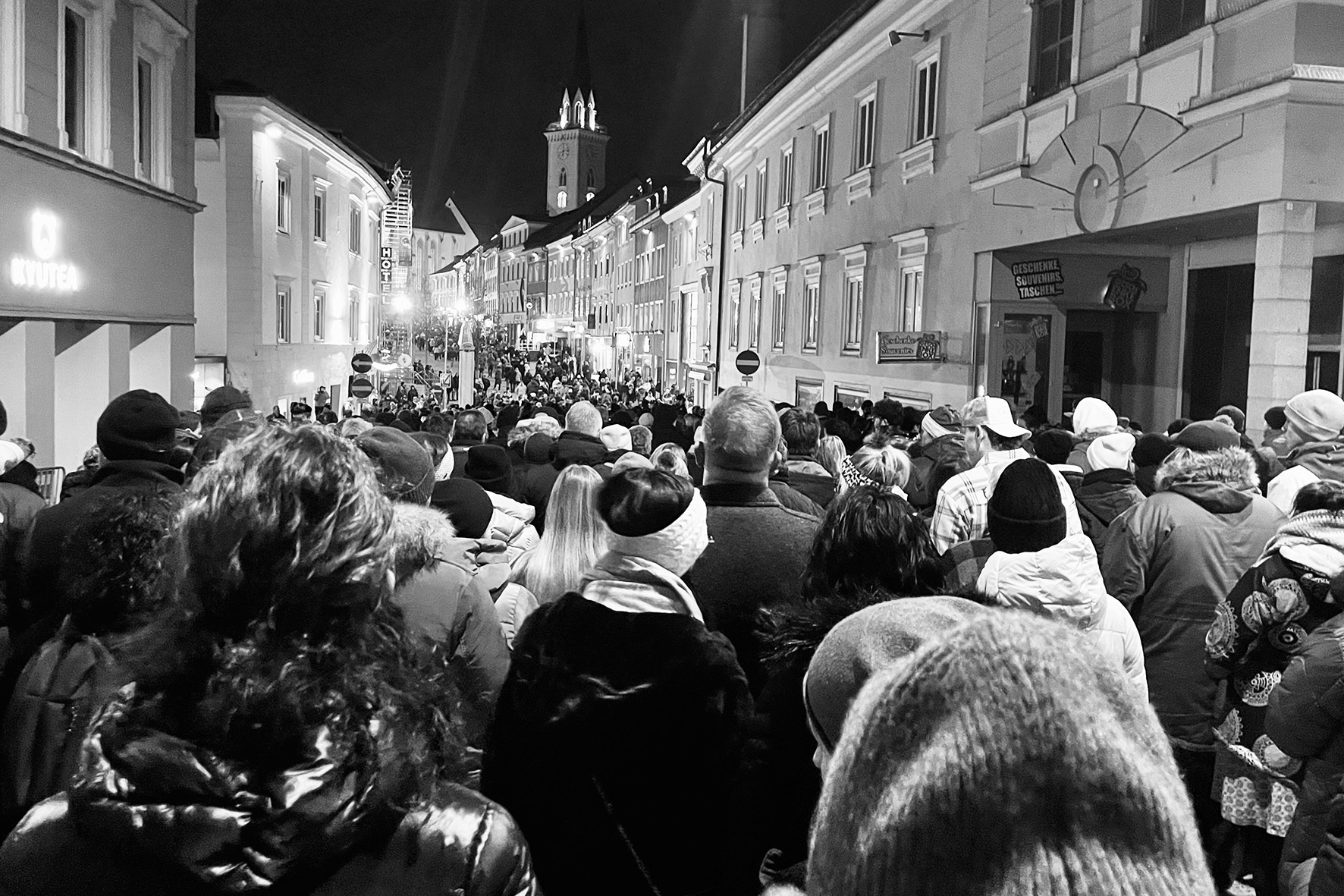 18.02.2025 | Trauerzug: Tausende nahmen würdevoll Anteil