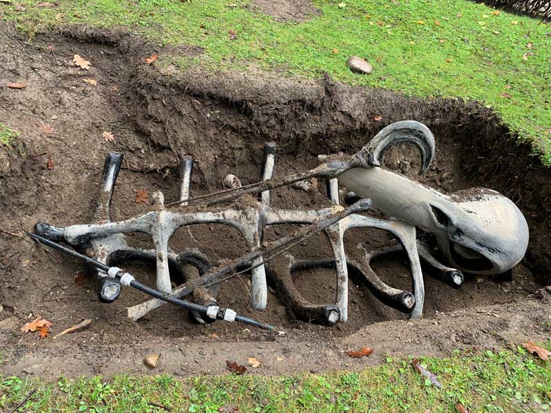 Skulptur Godbye Horses 