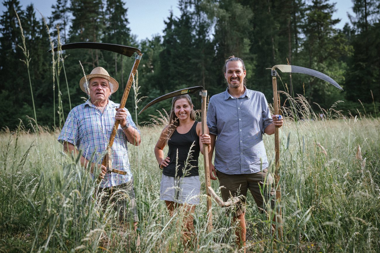 Von links Hans Madritsch, Umweltbeirätin Vanessa Rainer, Naturschutzreferent Sascha Jabali Adeh.